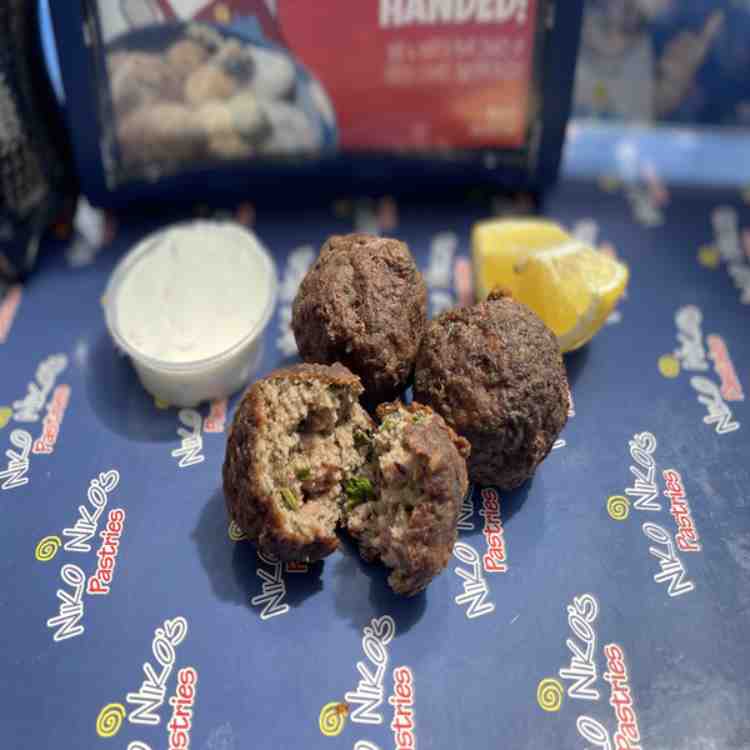 12 KEFTEDES (MEATBALLS)