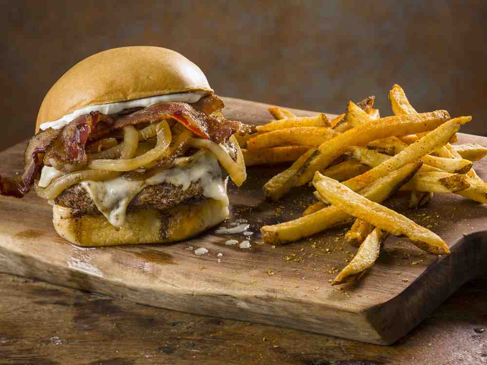 Bacon Kasseri Burger