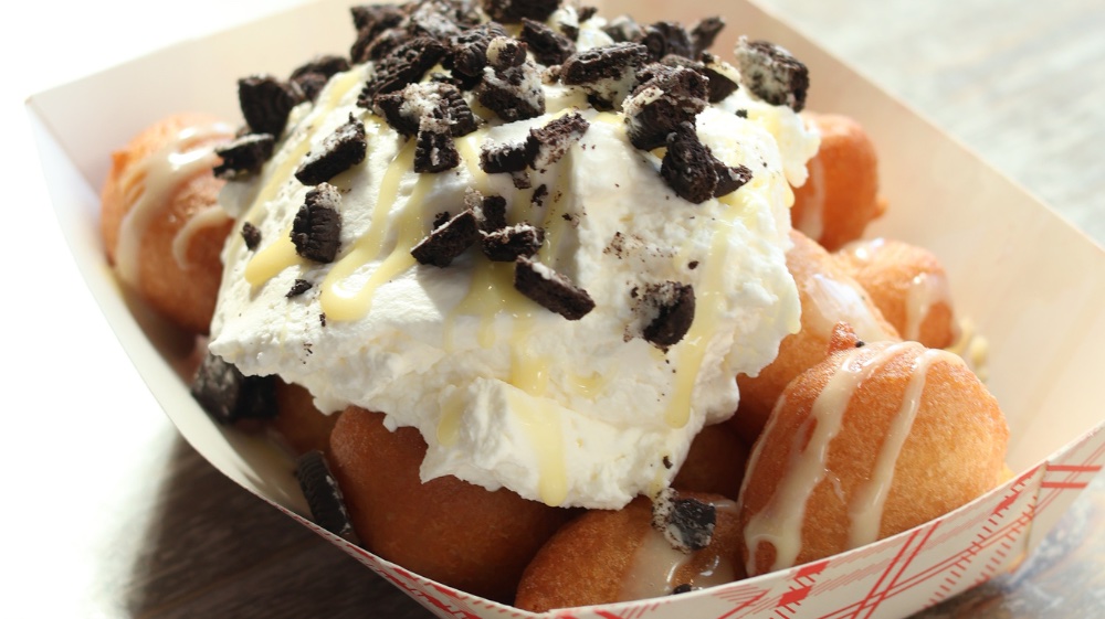 Loukoumades – Cookies & Cream