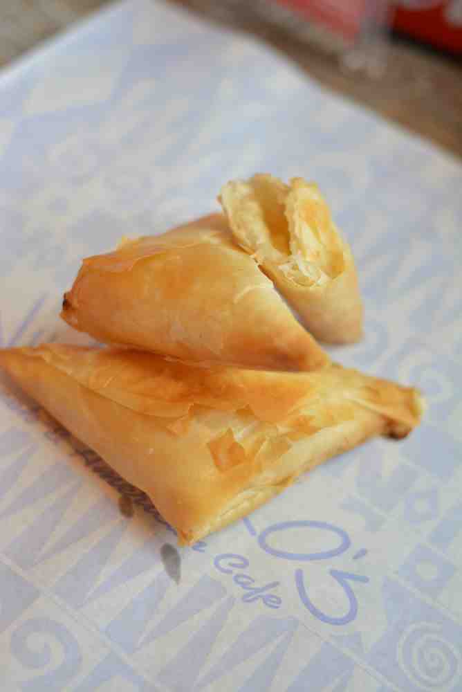 SMALL TIROPITAS