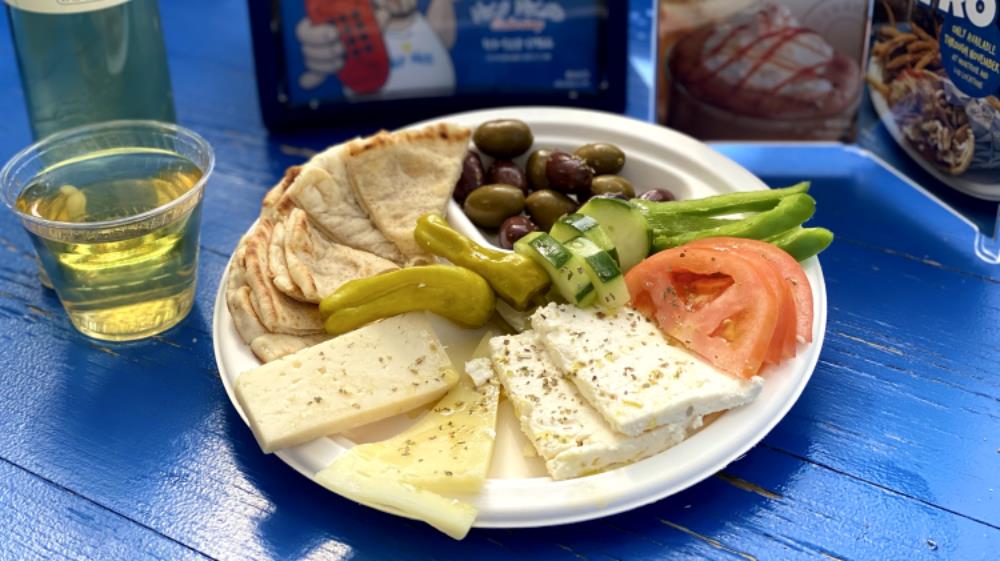 GREEK CHEESE & OLIVES PLATTER